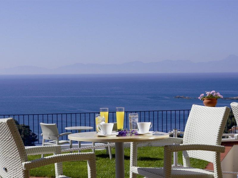 Hotel Atrium Of Alonissos Patitírion Exteriér fotografie